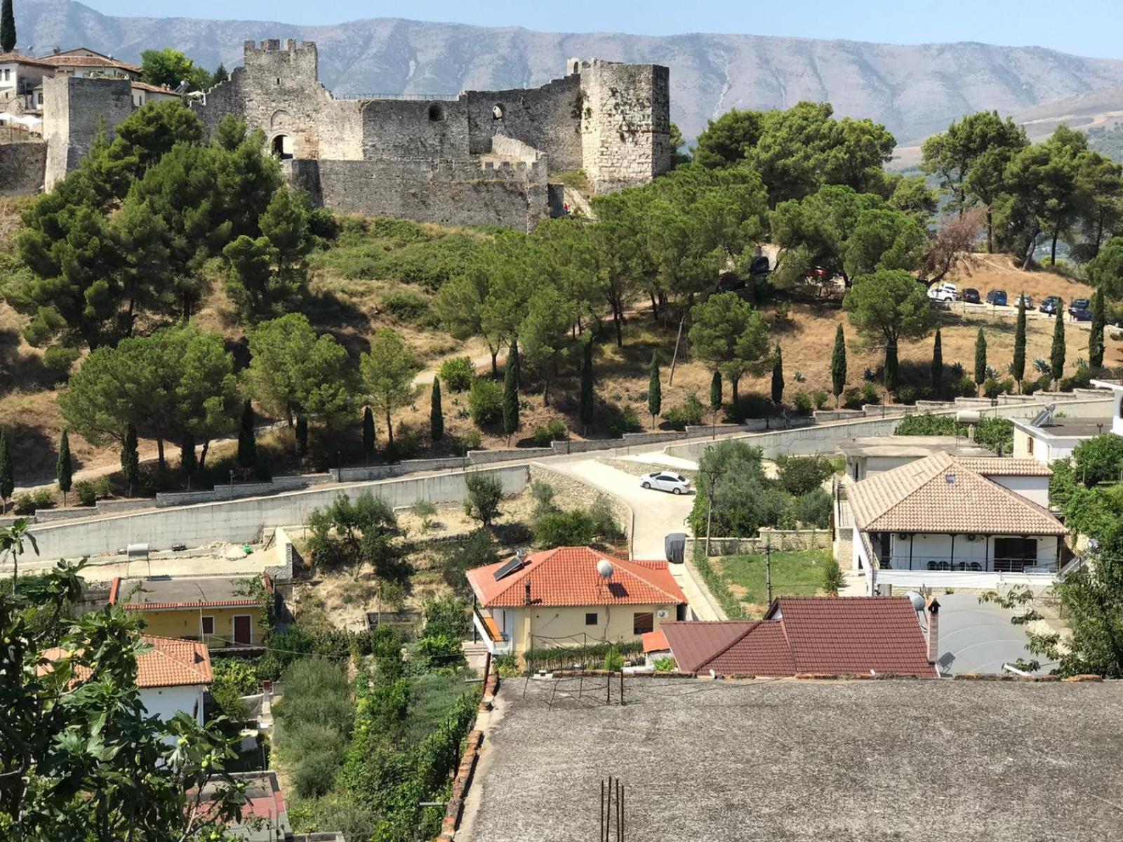 Guest House Marjo Berat Dış mekan fotoğraf